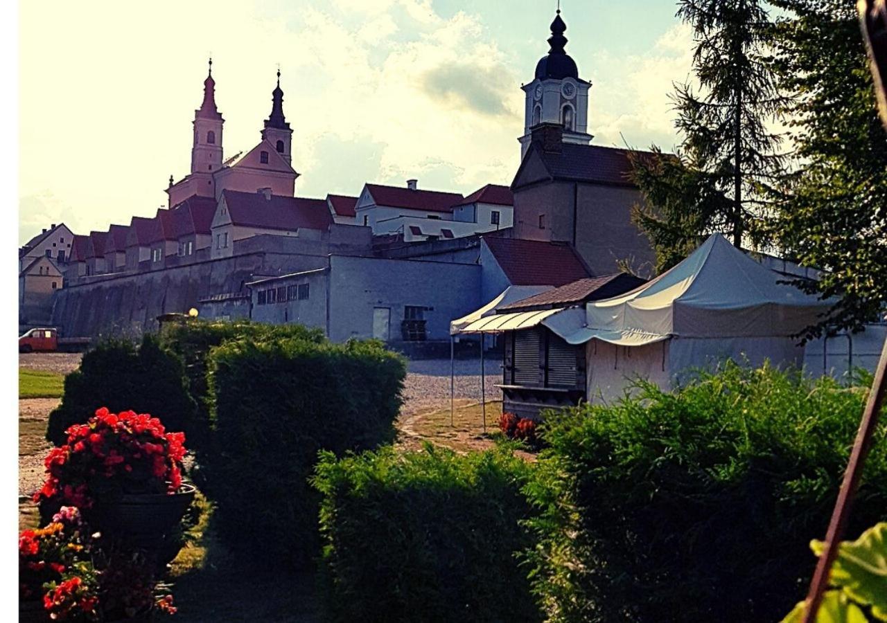 Pokamedulski Klasztor W Wigrach วิกรี ภายนอก รูปภาพ